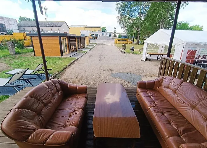 Οργανωμένο κάμπινγκ Kanarbiku Glaemping