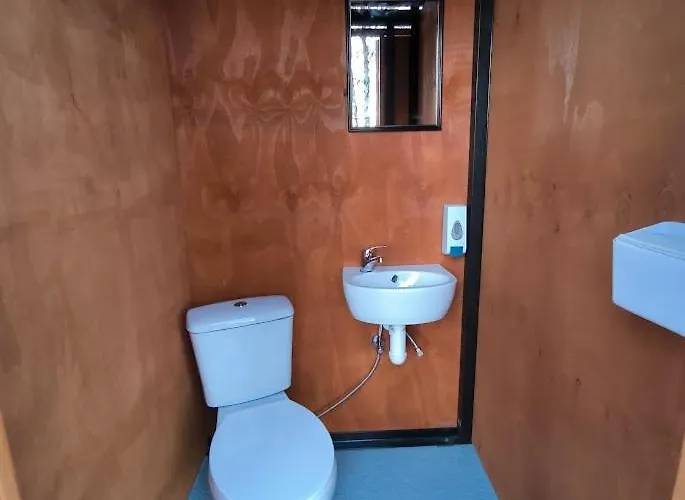 Οργανωμένο κάμπινγκ Kanarbiku Glaemping